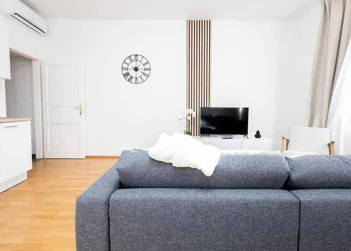 Orestaliving- 3br On The Daube Canal/friedensbrücke